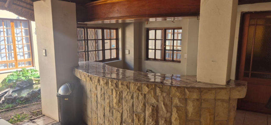 5 Bedroom Property for Sale in Noordhoek Free State
